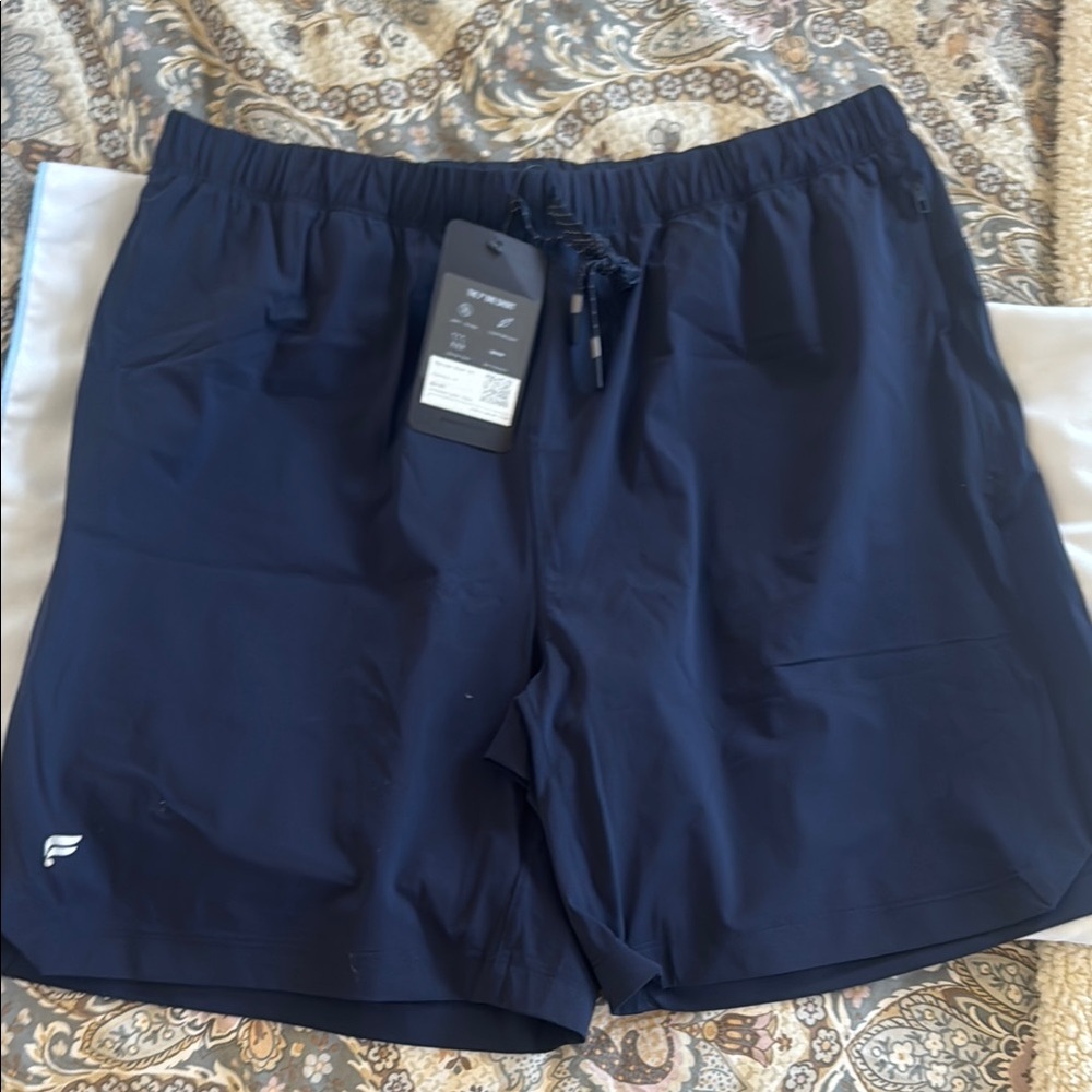 Fabletics Men's Navy 7” One Short